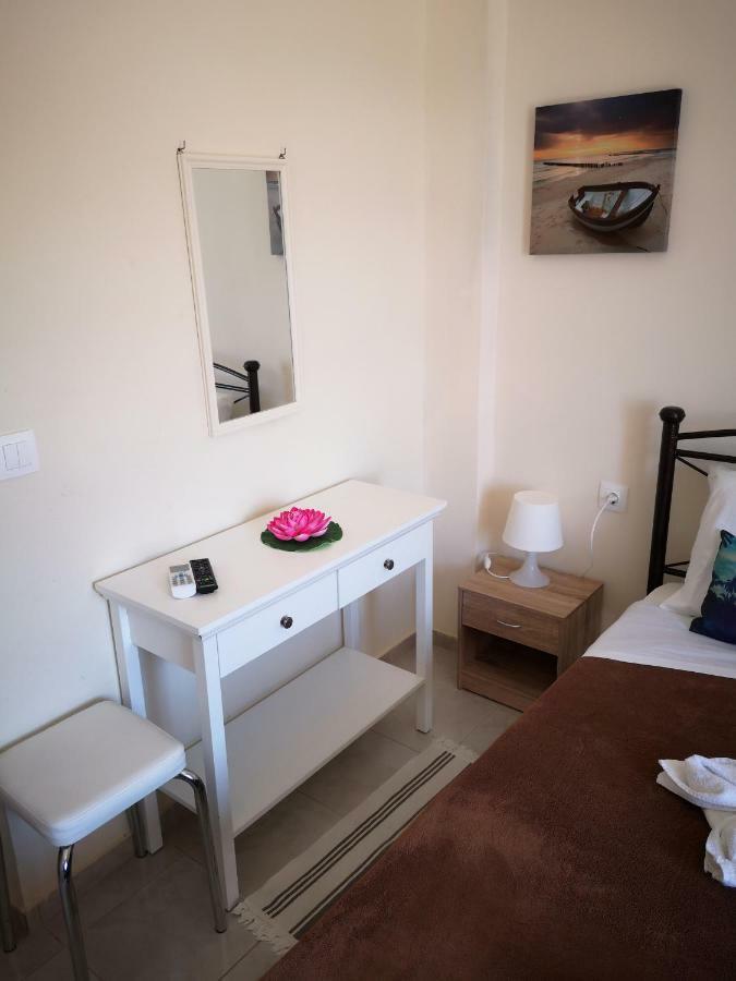 Apartment Alexis Armeno Marathias  Bagian luar foto